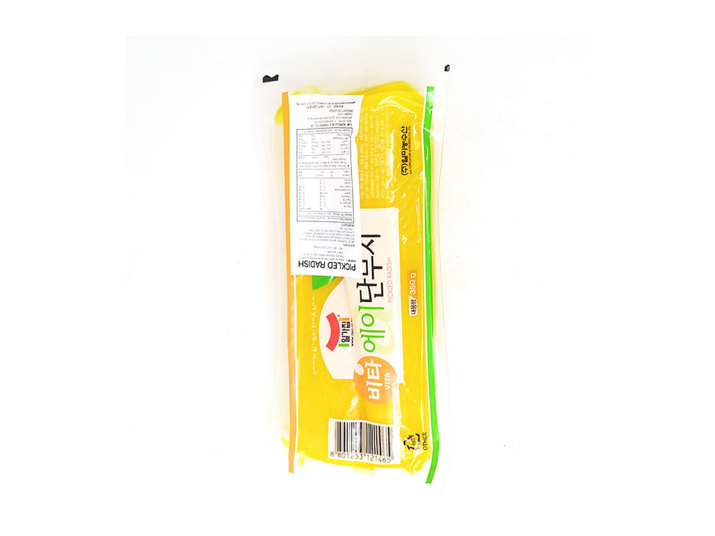 Ilga Pickled Radish Half Yellow 350g